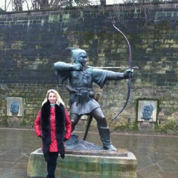 Meet your Posher, Robin - Picture 1 of 1